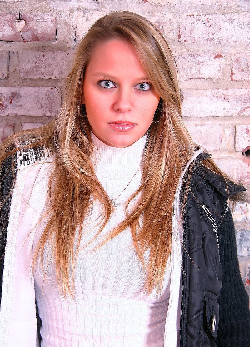 Есения, 43